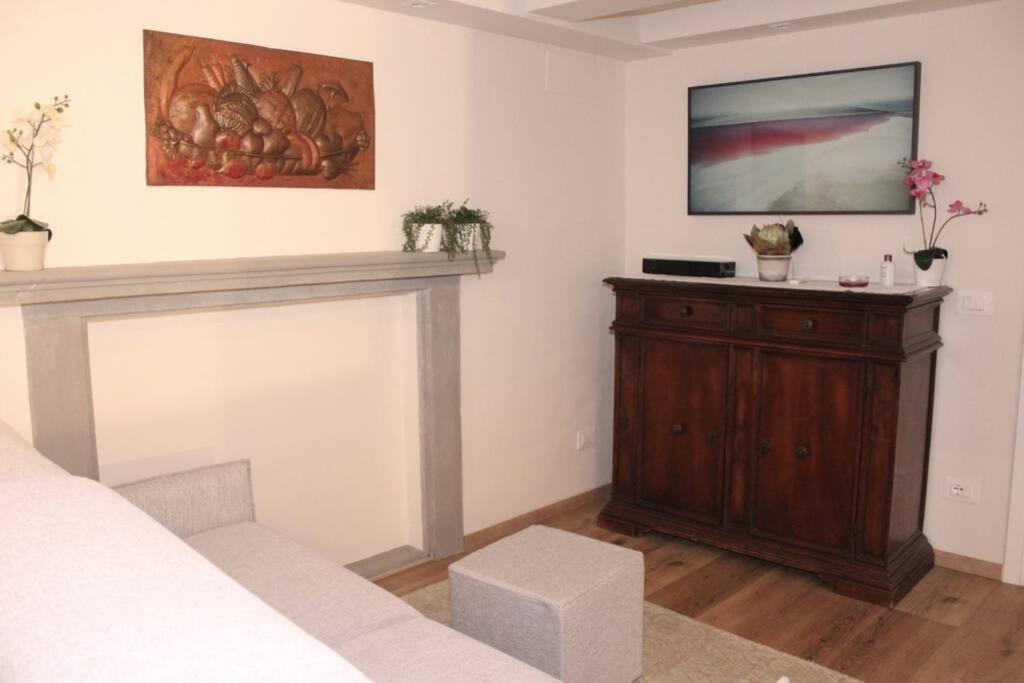Art Apartment Santa Croce Suite Florence Exterior photo