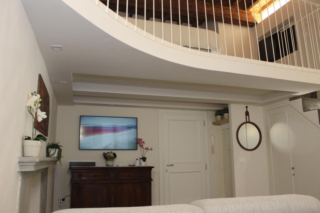 Art Apartment Santa Croce Suite Florence Exterior photo